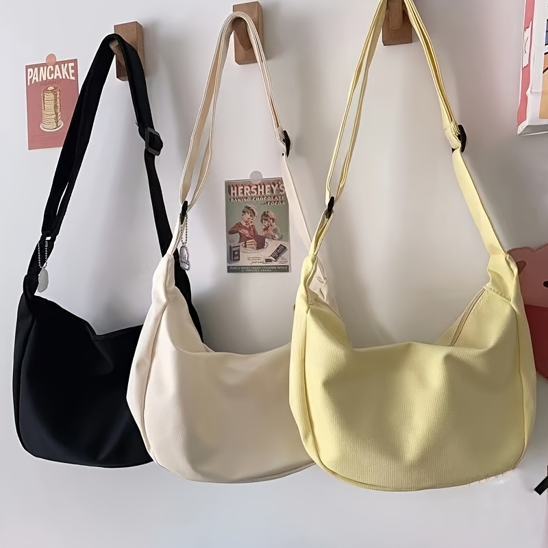 Edc Carry Bag - 부드럽고 말랑말랑한 디자인의 와플 질감 크로스백,